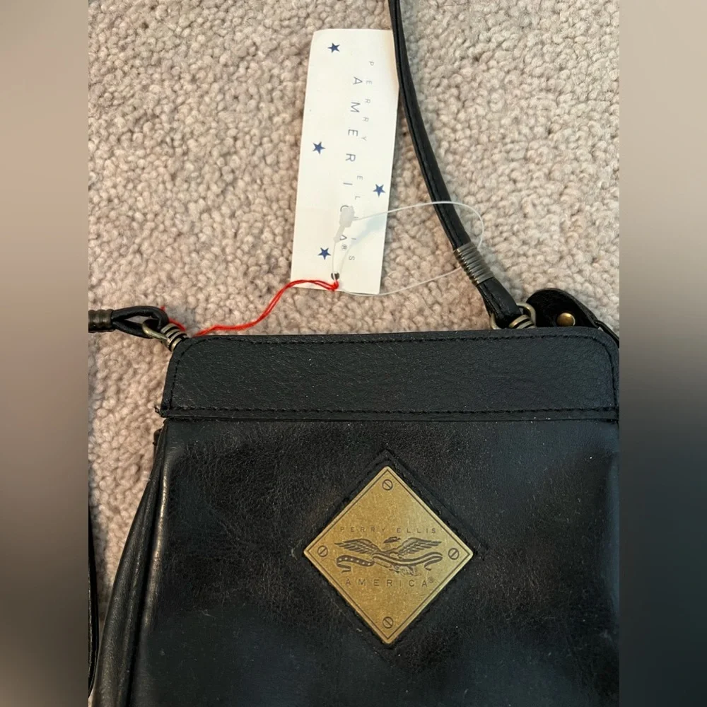 Perry Ellis Black Leather Crossbody Bag Vintage Small Shoulder Purse - Picture 3 of 6